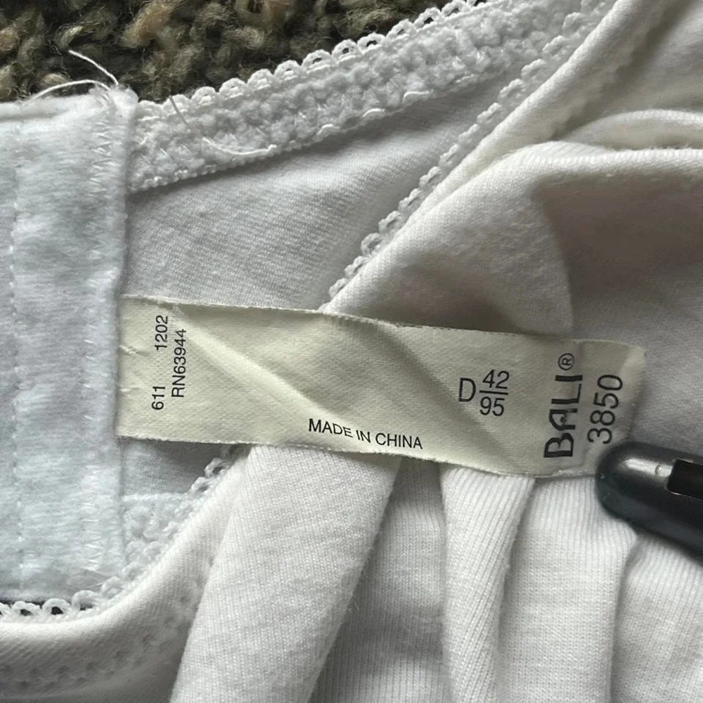 Bali white wired